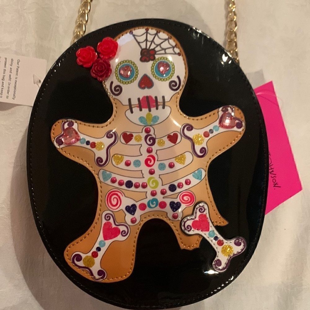 Betsey Johnson Crossbody Handbag Kitsch Sugar Skull Ginger Bread Man Shiny